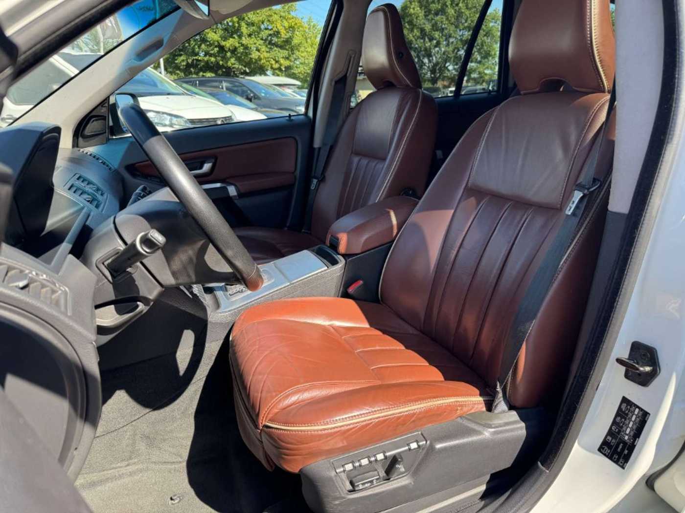 Volvo  D5 Aut. Summum+LEDER+BLIS+7-Sitzer+Dynaudio