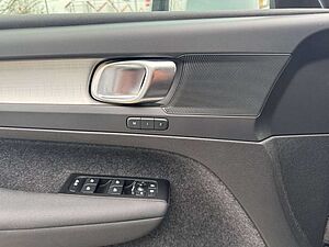 Volvo  Rech. T5 Inscription Expression+AHZV+360°Kam
