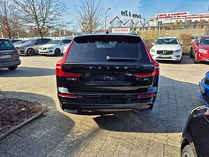 Volvo  B4 D Plus Dark+HarmanKardon+Fahrerassist.