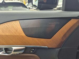 Volvo  T8 AWD R-Design Express. +22Zoll+Xenium+AHK+