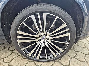 Volvo  T8 AWD R-Design Express. +22Zoll+Xenium+AHK+