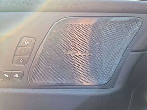 Volvo  B4 D Plus Dark+HarmanKardon+Fahrerassist.