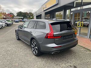Volvo  B4 D AWD Geartr. Pro+Xenium+Kamera+ACC