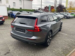 Volvo  B4 D AWD Geartr. Pro+Xenium+Kamera+ACC