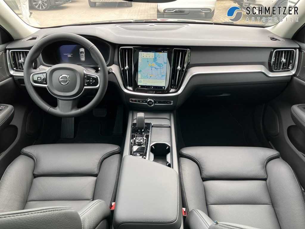 Volvo  +B4+Plus Dark+Panorama+Harman+Panorama+SH v/h