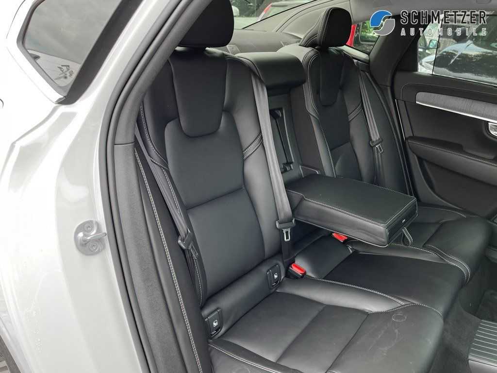 Volvo  +Recharge+T8+AWD+Plug-in-Hybrid+Bowers+Wilkin