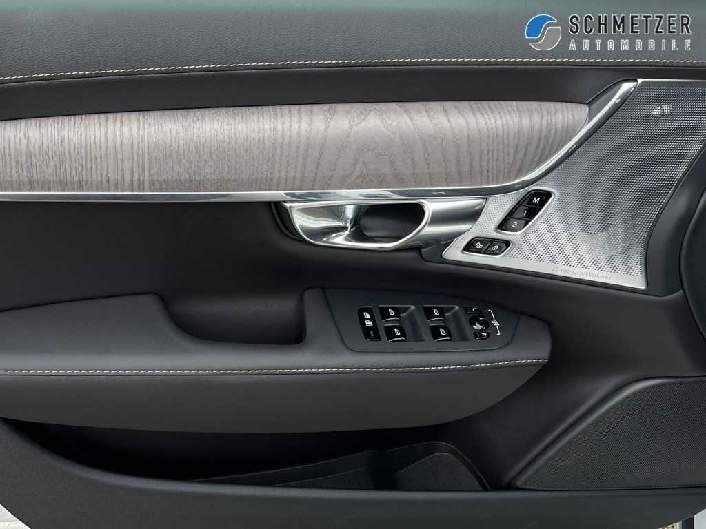 Volvo  +Recharge+T8+AWD+Plug-in-Hybrid+Bowers+Wilkin