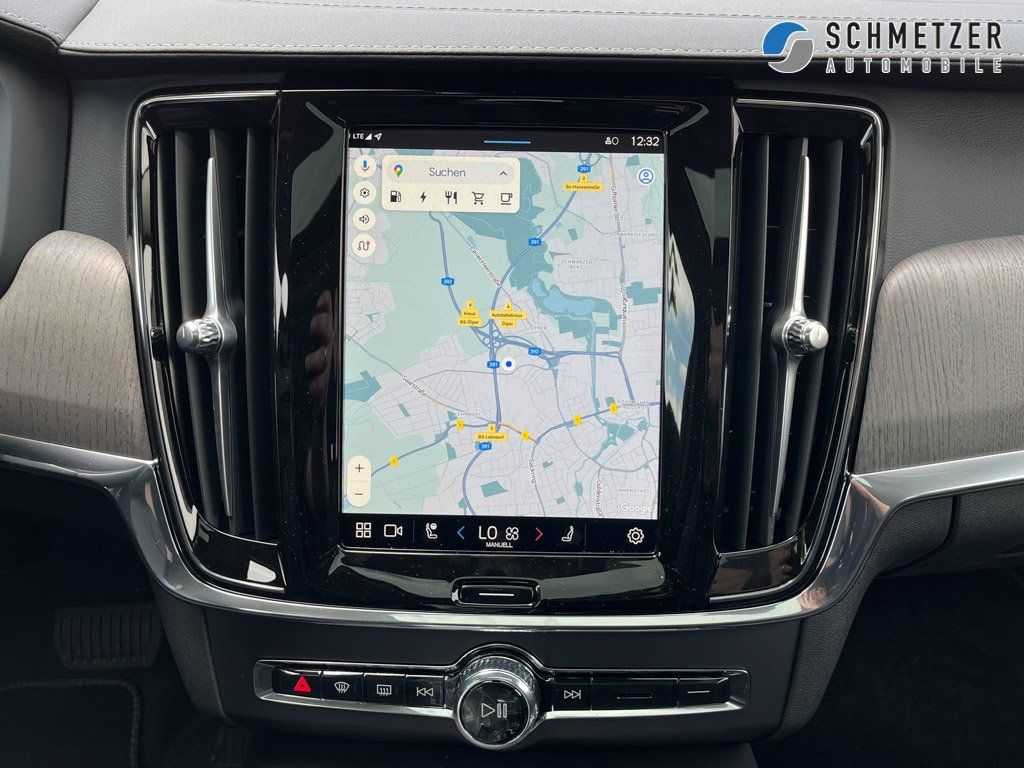 Volvo  +Recharge+T8+AWD+Plug-in-Hybrid+Bowers+Wilkin