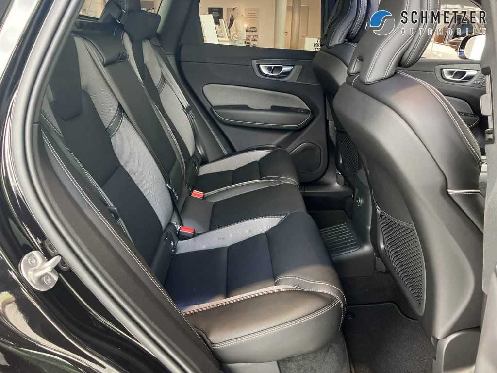 Volvo  +T6+AWD+Plus+Black+Edition+HarmanK+PilotAss+