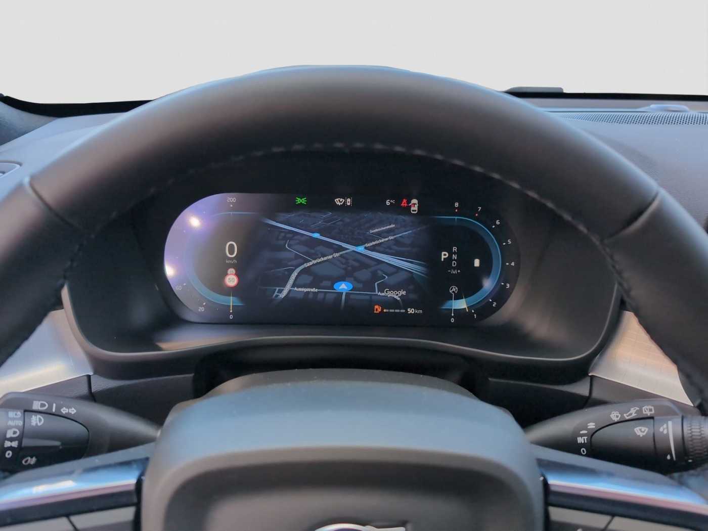 Volvo  +B3+Plus+Dark+E-Sitze+Harman-Kardon+19'LMGJR