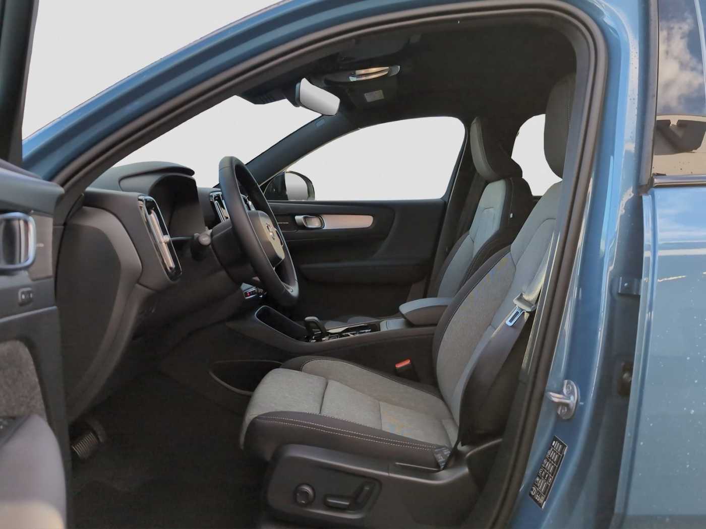 Volvo  +B3+Plus+Dark+E-Sitze+Harman-Kardon+19'LMGJR