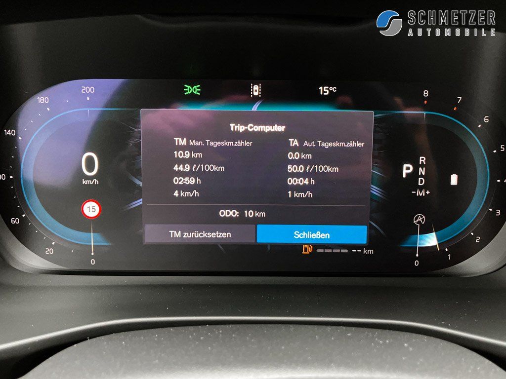 Volvo  +B3+Plus+Dark+E-Sitze+Keyless+HarmanK+19'LM