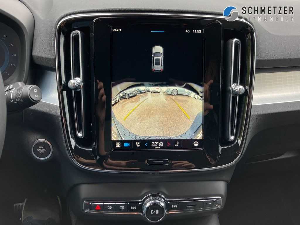 Volvo  +B3+Plus+Dark+E-Sitze+Keyless+HarmanK+19'LM