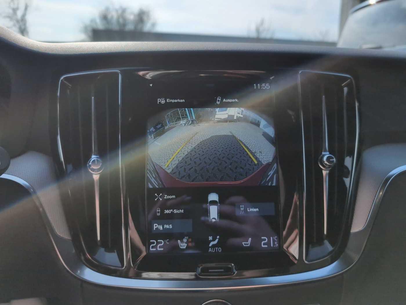 Volvo  +T6+AWD+GT+R-Design+Lenkradhzg+PilotAss+PDCvh