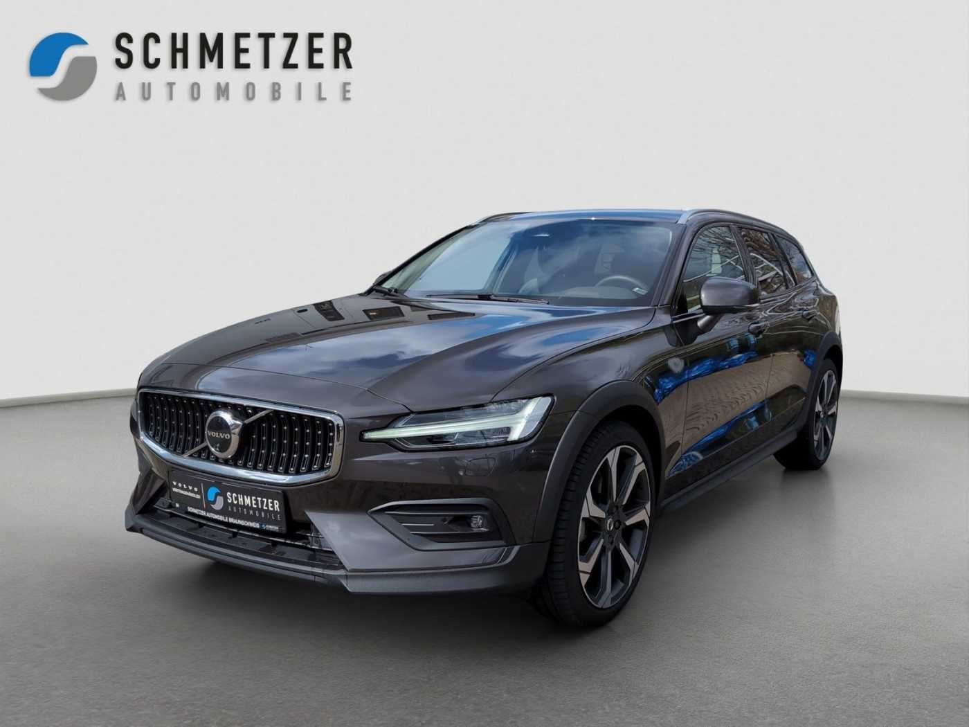Volvo  +B4+Lenkradhzg+Standhzg+Harman+Voll-LED+R-Kam