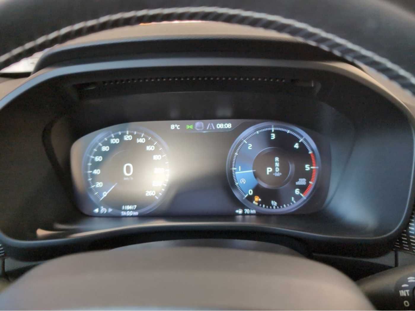 Volvo  +D3+R-Kam+Sitzhzg+Lenkradhzg+Frontscheibenhz