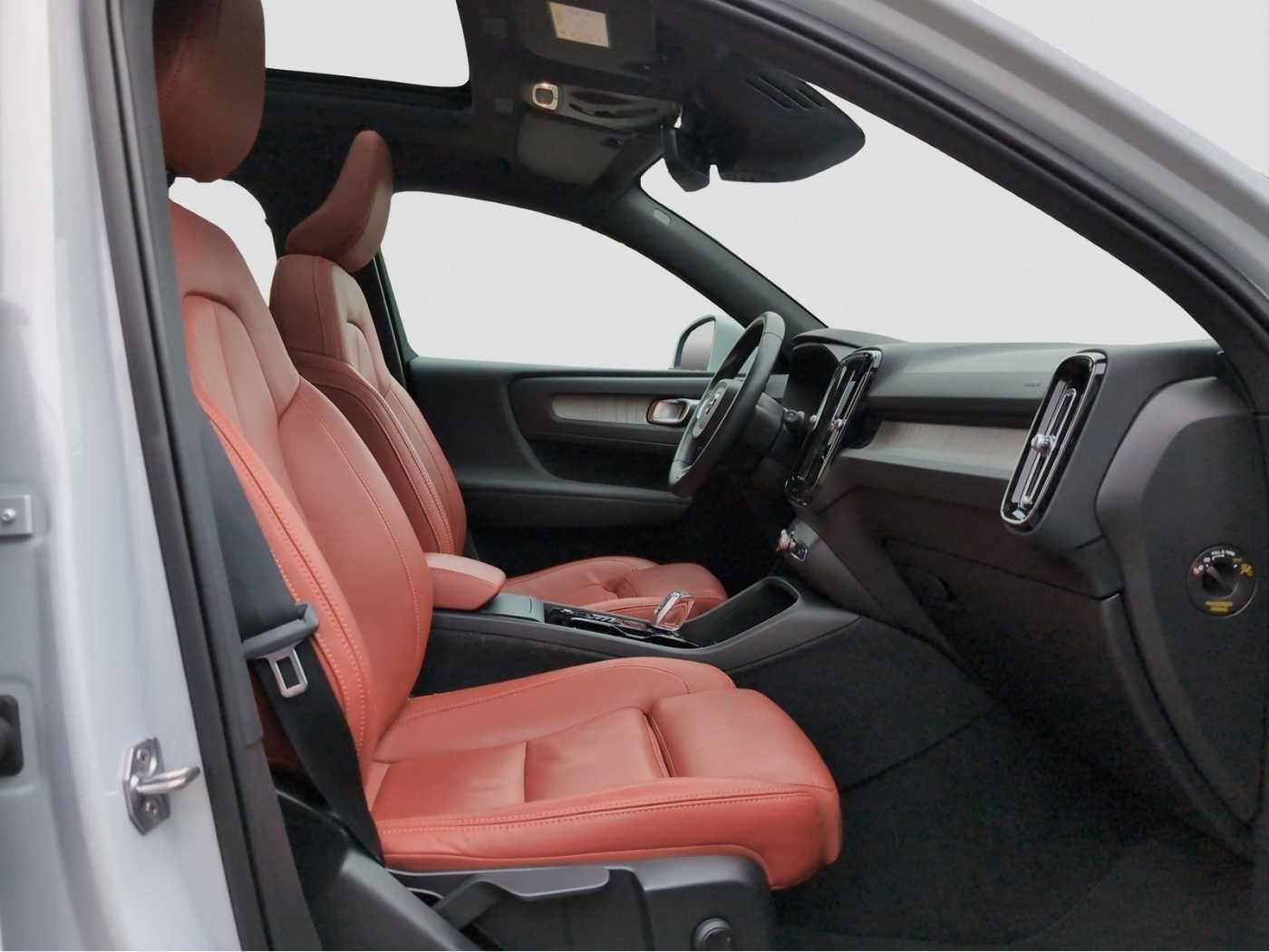 Volvo  +B4+AWD+GT+PDCv/h+PilotAss+Panorama+R-Kamera