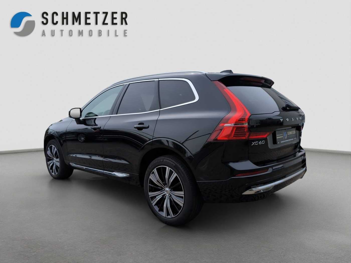 Volvo  +B5+Mild-Hybrid+AWD+GT+Lenkradhzg+Panorama++