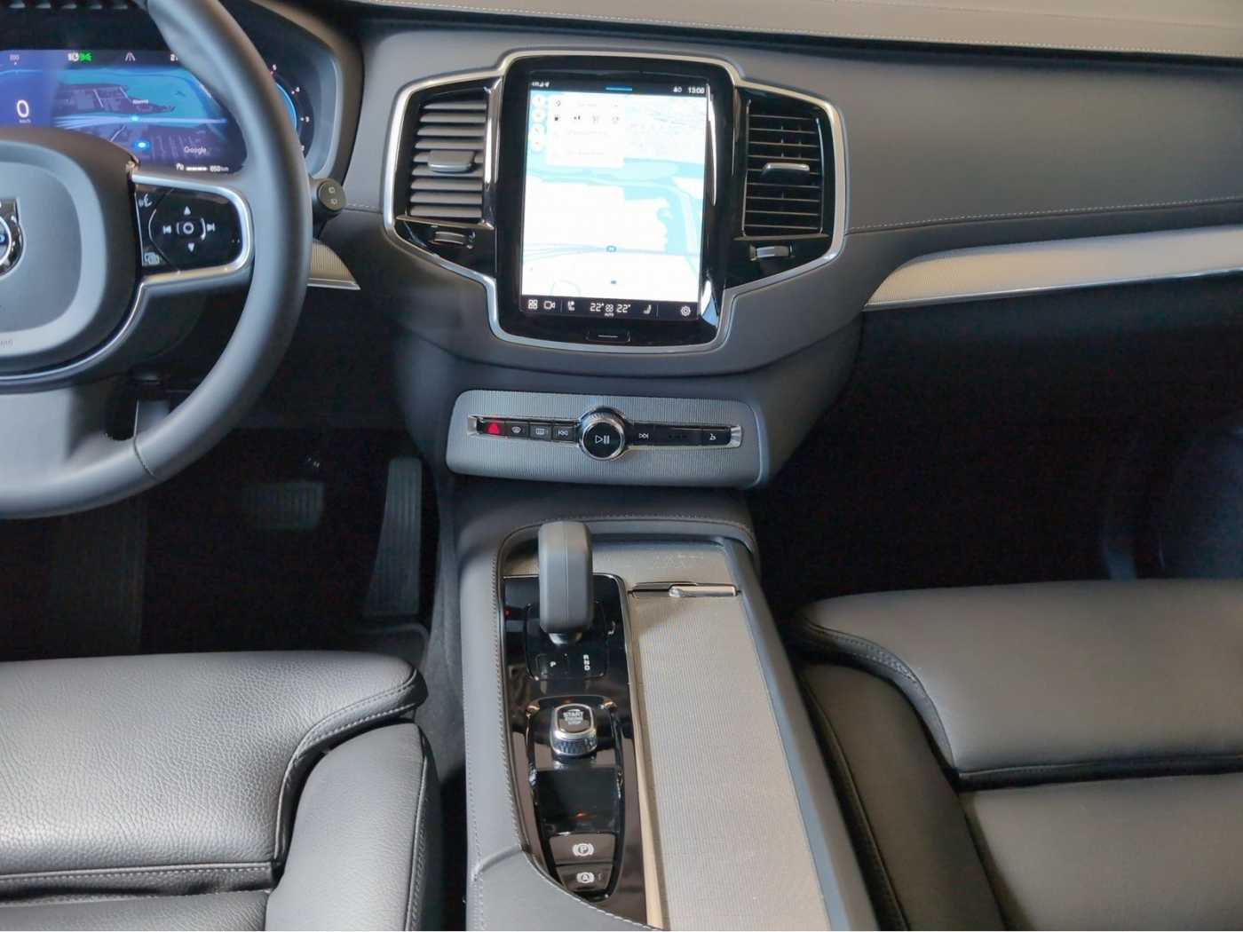 Volvo  +B5+AWD+GT+Mild-Hybrid+AHK sem. +Lenkradhzg++