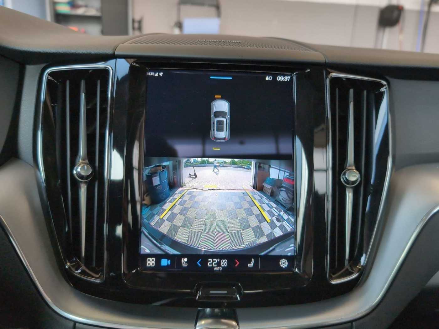 Volvo  +T6+AWD+GT+AHKsemi+Panorama+Lenkradhzg+PDC++