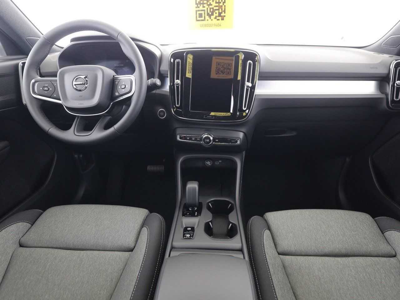 Volvo  +B3+Mild-Hybrid+PDC v/h+Sitzhzgv+Lenkradhzg+