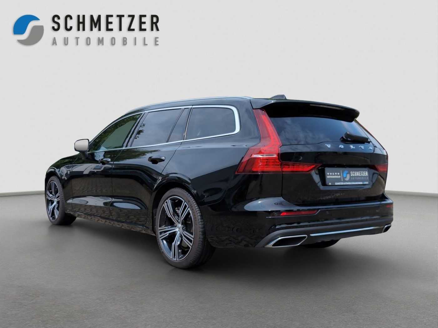 Volvo  +T6+Recharge+AWD+GT+R-Kam+Panorama+Harman+PDC