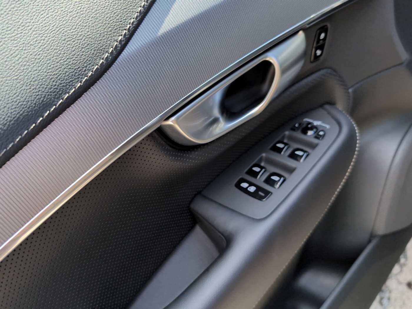 Volvo  +T8+AWD+Recharge+Plus Bright+LED+360°Kamera+