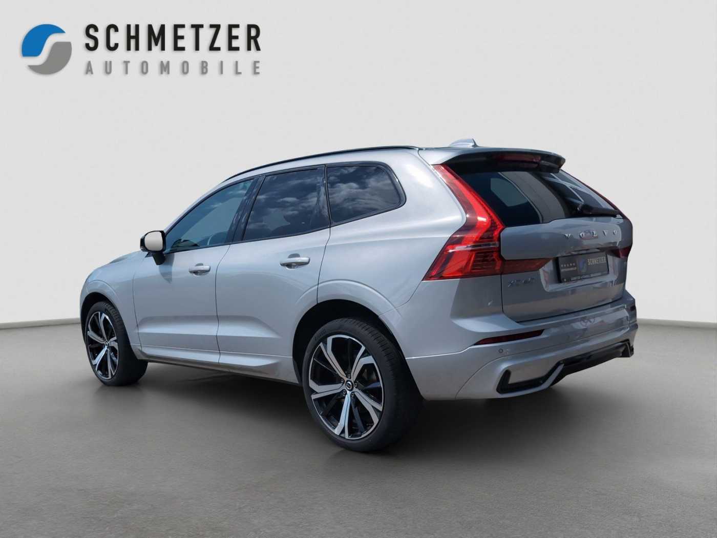 Volvo  +B5+AWD+GT+Harman+Panorama+R-Kam+PDC+Head-up