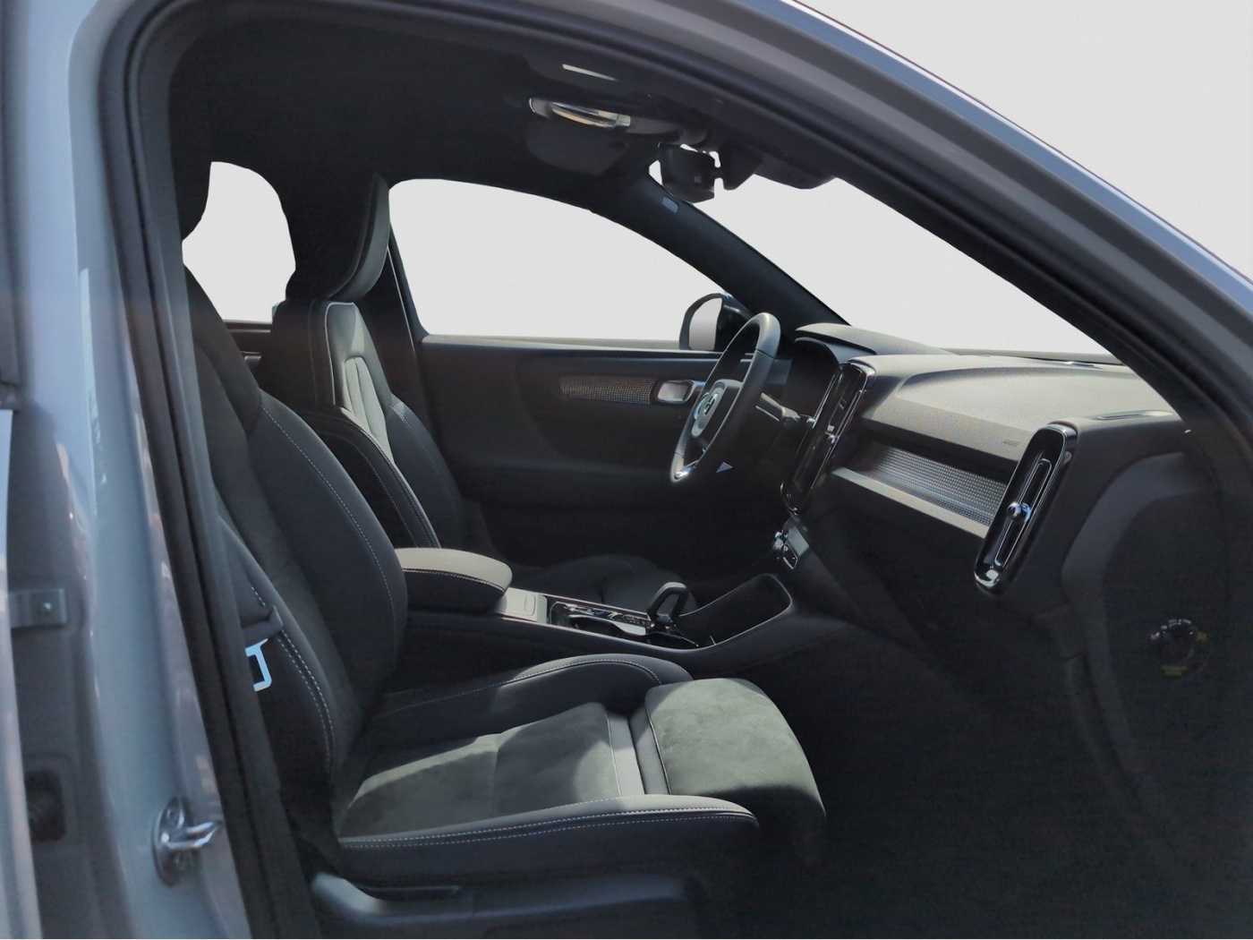 Volvo  +B4+GT+Stand, -Lenkrad, -Frontscheibenhzg+PDC+