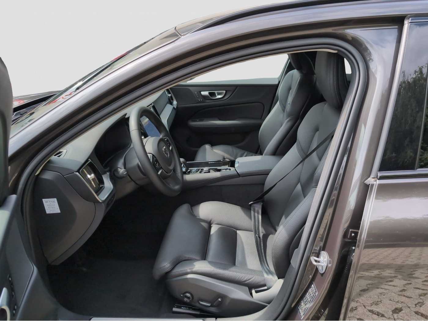 Volvo  +T6+Recharge+AWD+GT+Lenkradhzg+AHKsemi+R-Kam+