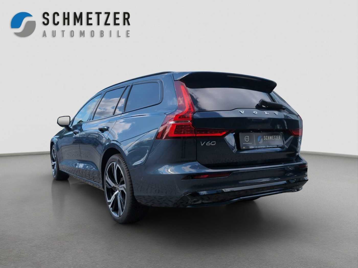 Volvo  +B4+GT+Lenkradhzg+AHKsemi+360°Kam+Voll-LED+++