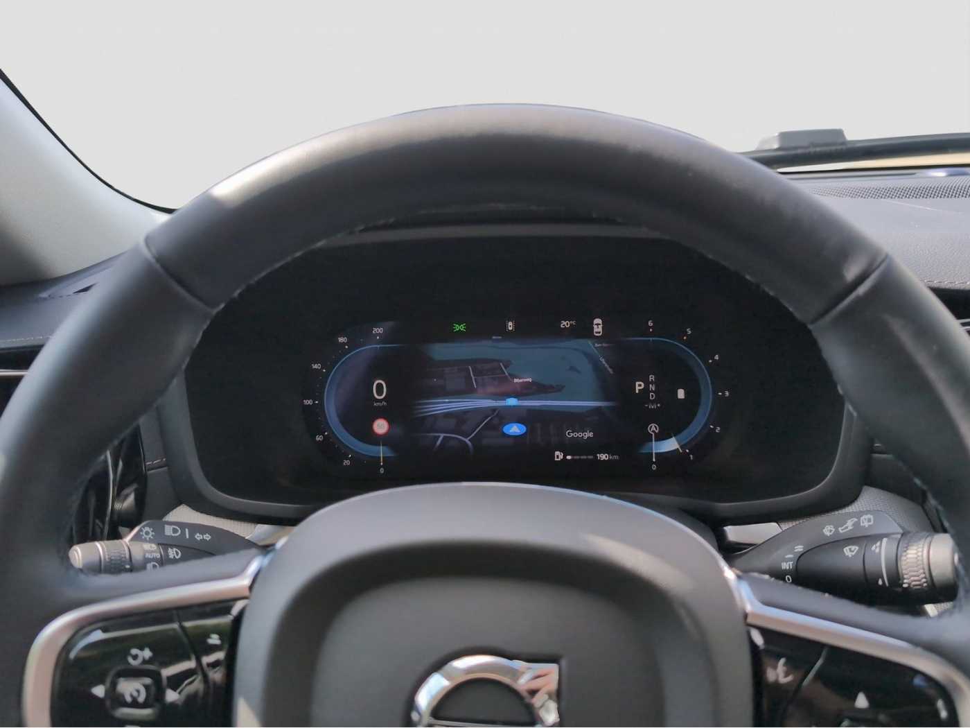 Volvo  +B4+GT+Lenkradhzg+AHKsemi+360°Kam+Voll-LED+++