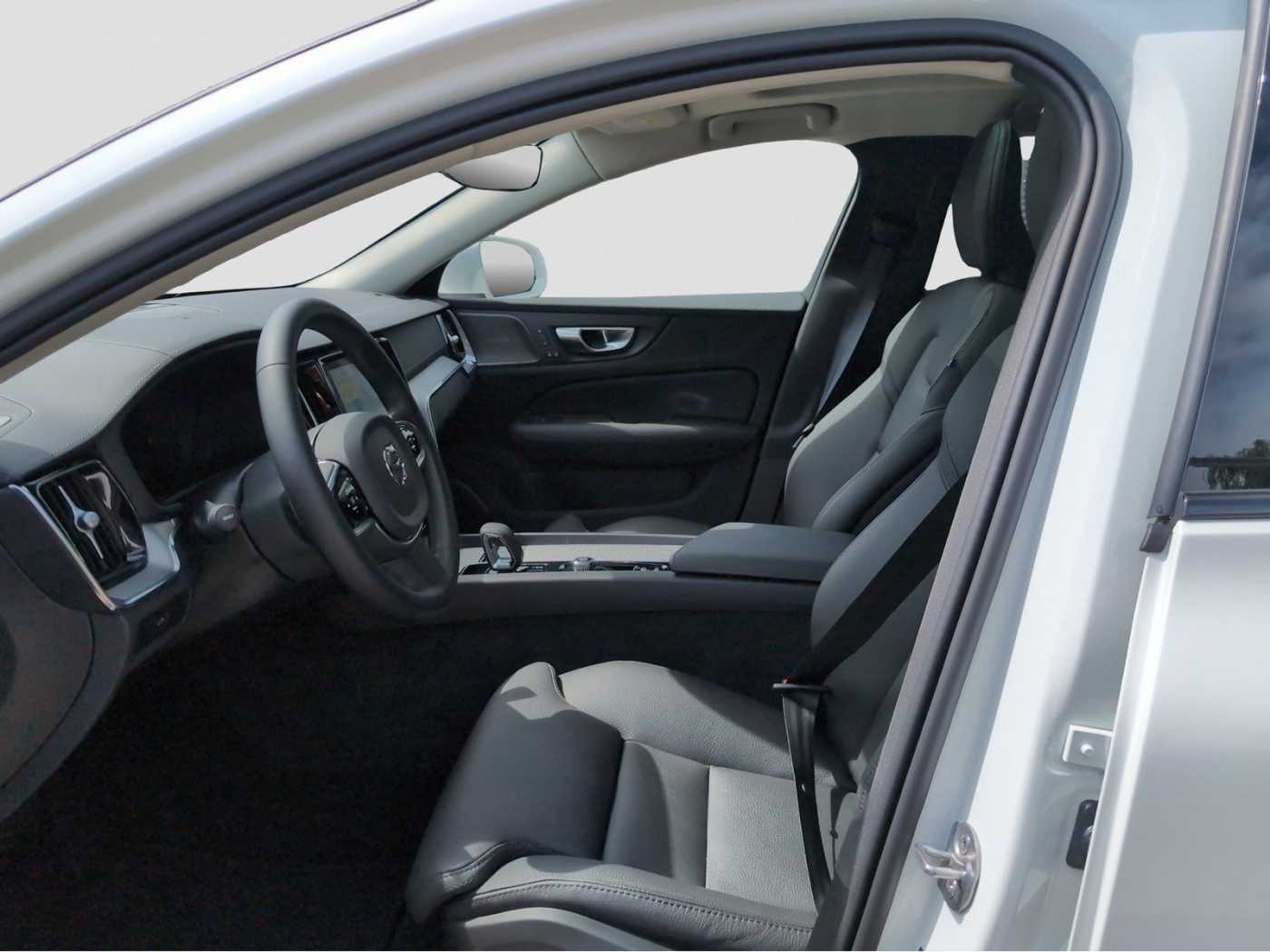 Volvo  CC+B5+AWD-GT+Plus+Standhzg+AHKsemi+360°Kamera
