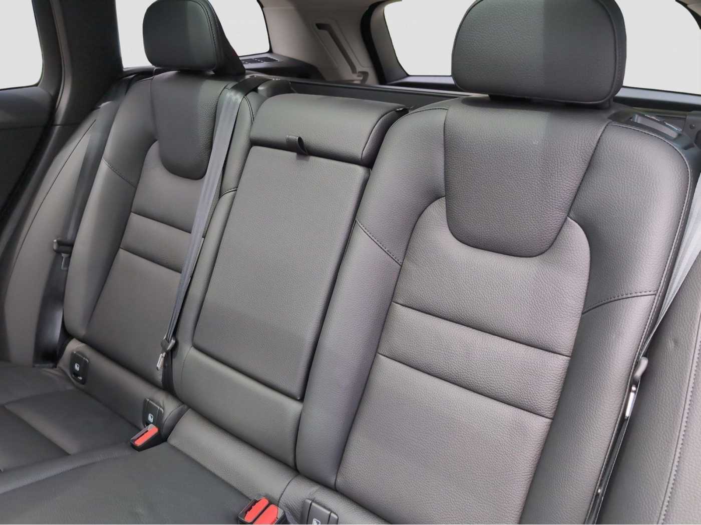 Volvo  CC+B5+AWD-GT+Plus+Standhzg+AHKsemi+360°Kamera