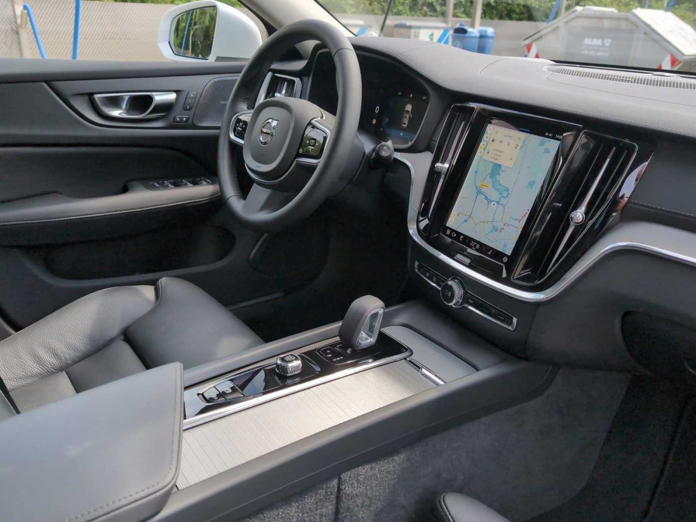Volvo  CC+B5+AWD-GT+Plus+Standhzg+AHKsemi+360°Kamera