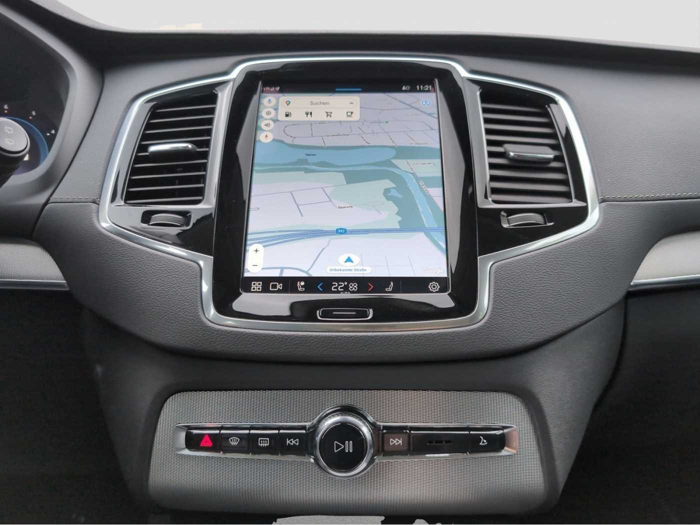 Volvo  +B5+AWD+Mild-Hybrid+Diesel+Ultimate+Dark+7-S