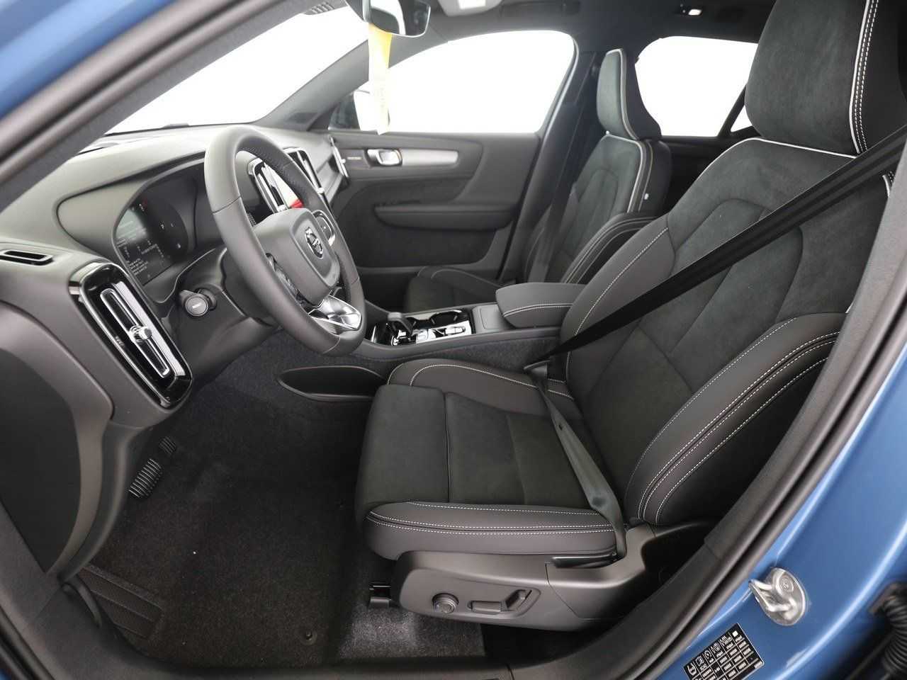 Volvo  +B4+GT+abged. Scheib+ThorsHamme+Pano+Lenkradh