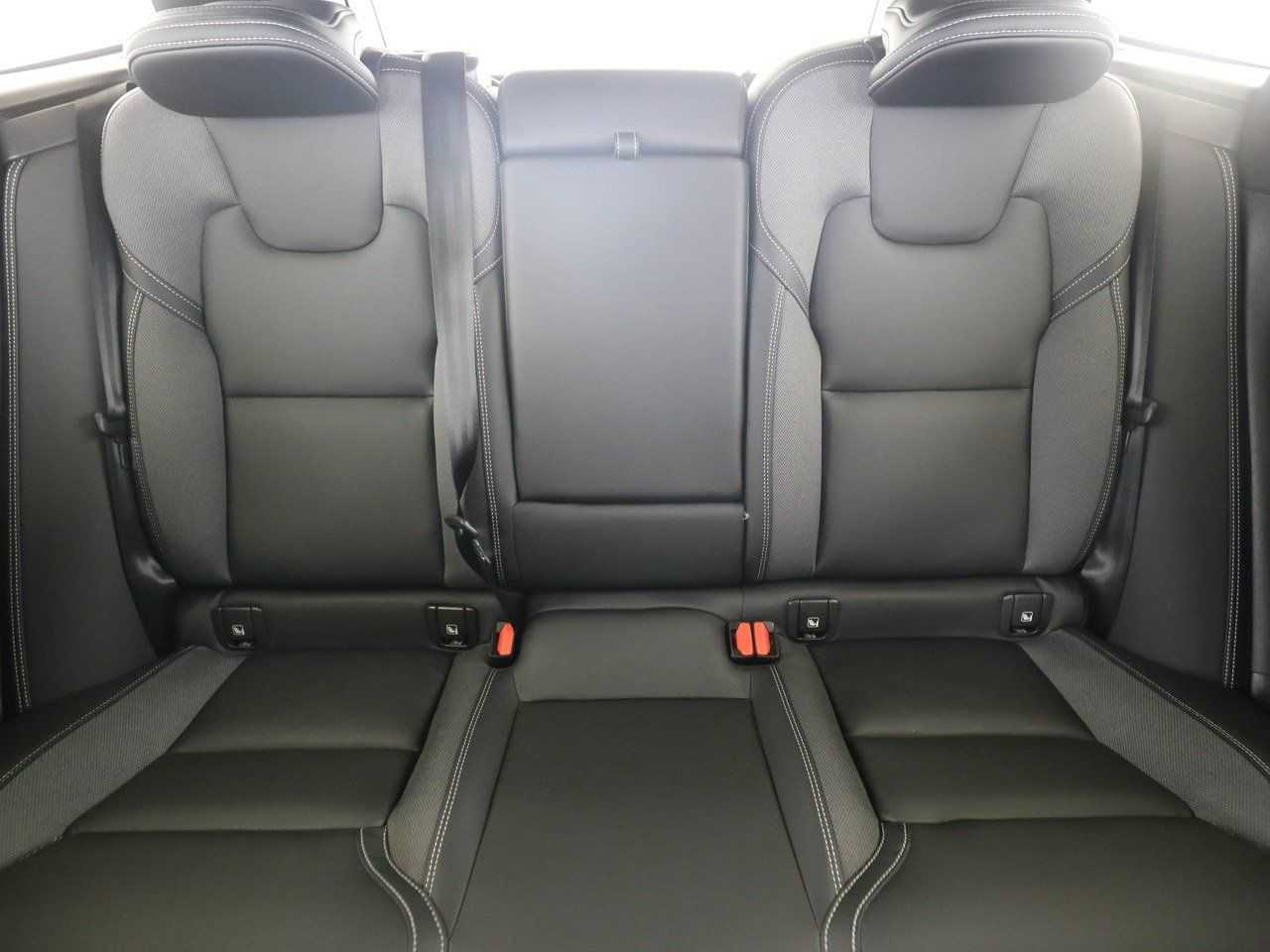 Volvo  +T8+AWD+Head-up+Lenkradhzg+AHKsemi+Panorama+