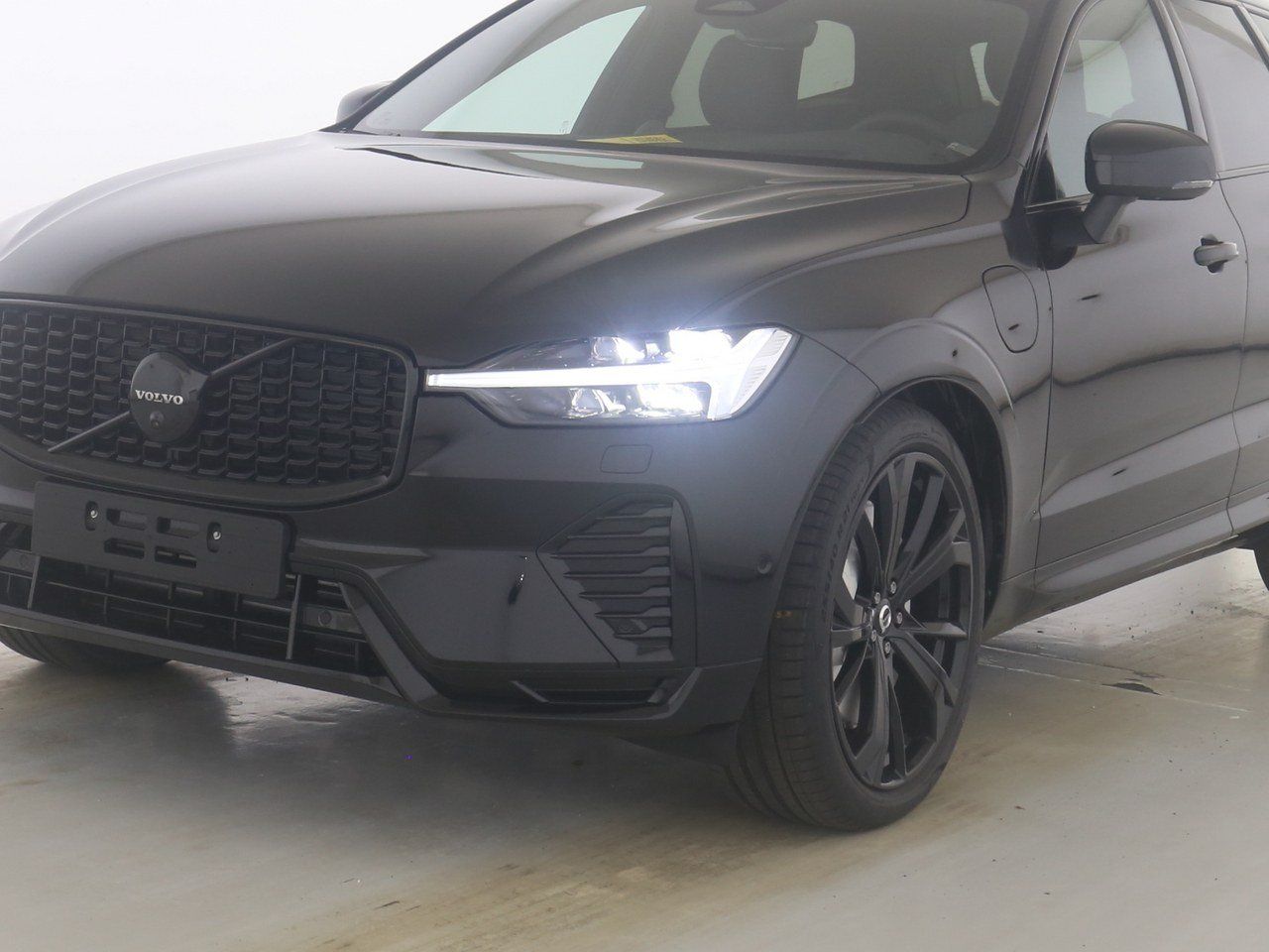 Volvo  +T8+AWD+Head-up+Lenkradhzg+AHKsemi+Panorama+