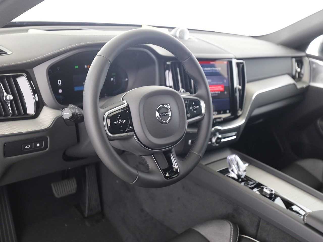 Volvo  +T8+AWD+Head-up+Lenkradhzg+AHKsemi+Panorama+