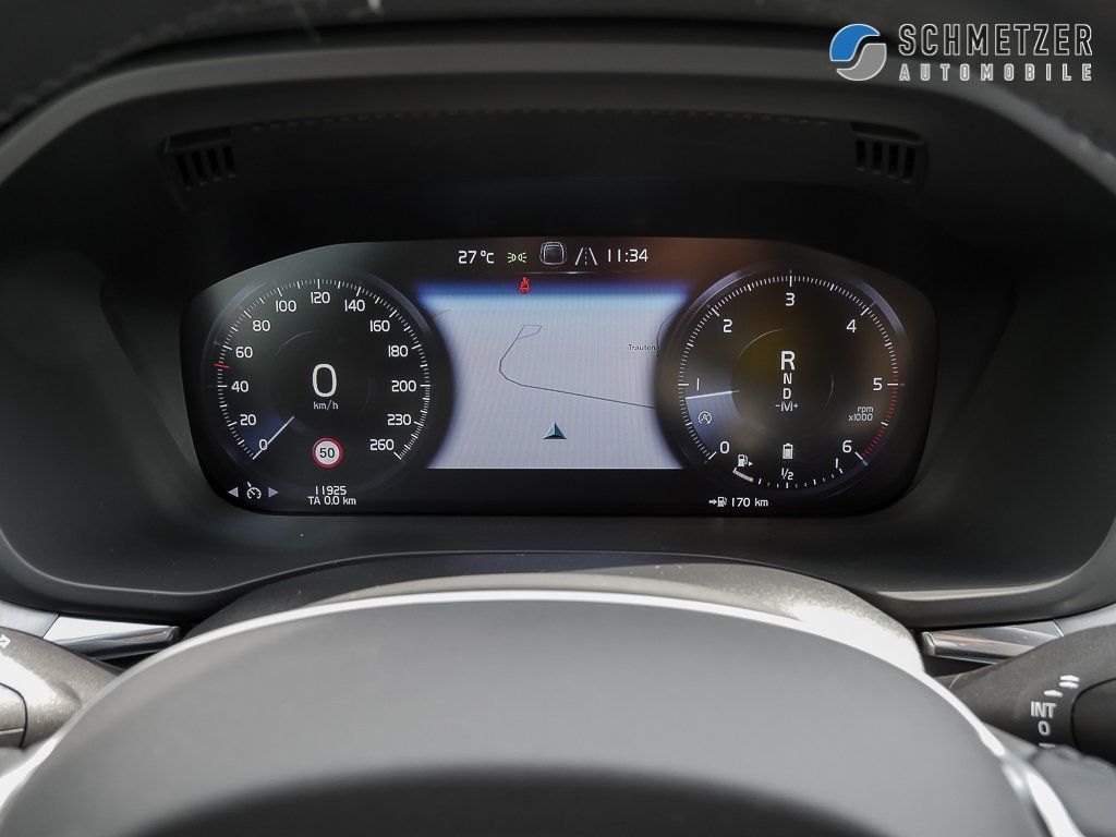 Volvo  +B4+AWD+GT+R-Kam+MomentumPro+Frontscheibenh+