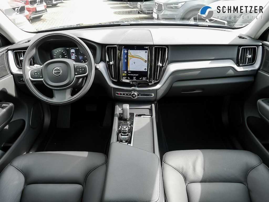 Volvo  +B4+AWD+GT+R-Kam+MomentumPro+Frontscheibenh+