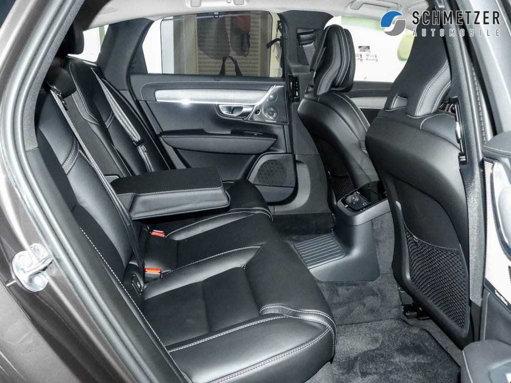Volvo  +T8+AWD+Plug in+Massge Sitz+Bowers+PDC v/h+++