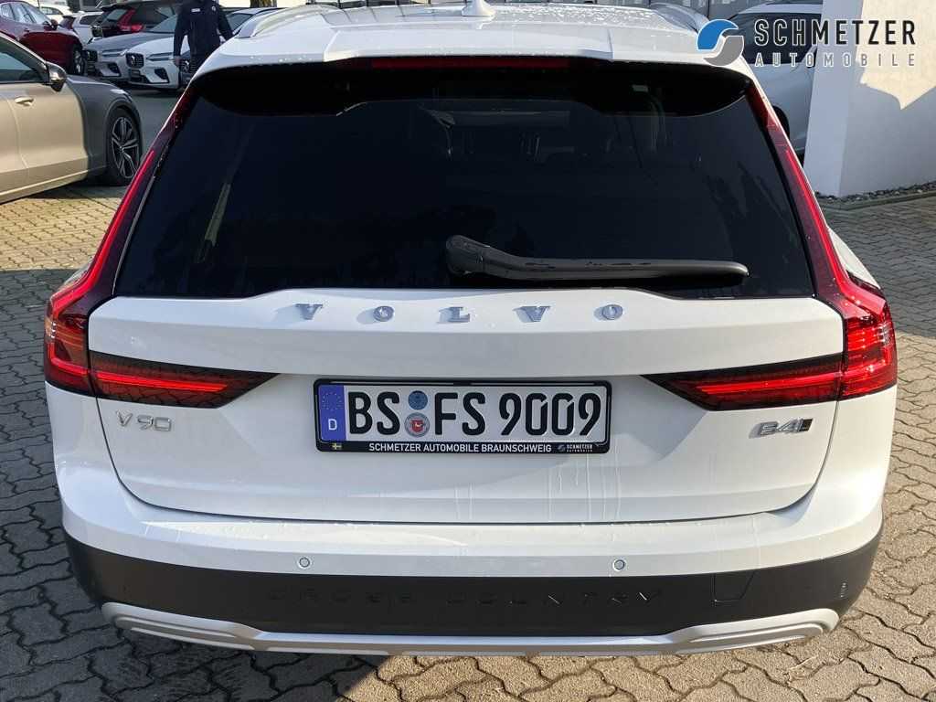 Volvo  CC+B4+AWD+Plus+E-Sitze+20'+SH v/h+360°Kam+LED