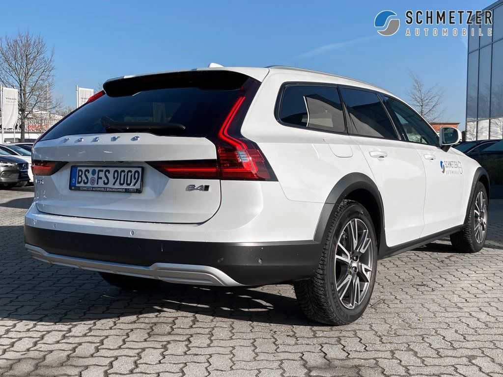 Volvo  CC+B4+AWD+Plus+E-Sitze+20'+SH v/h+360°Kam+LED