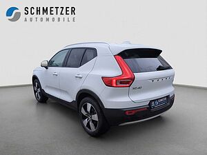 Volvo  +T3+2WD+Momentum+Harman+PDCv/h+Tempomat+