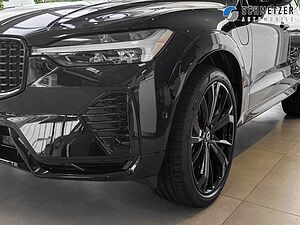 Volvo  +T6+AWD+Plus+Black+Edition+HarmanK+PilotAss+