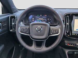 Volvo  +B3+Plus+Dark+E-Sitze+Harman-Kardon+19'LMGJR