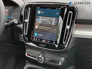 Volvo  +B3+Plus+Dark+E-Sitze+Keyless+HarmanK+19'LM