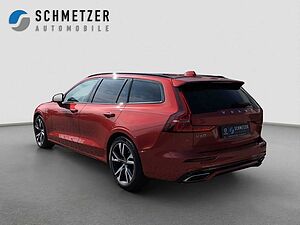 Volvo  +T6+AWD+GT+R-Design+Lenkradhzg+PilotAss+PDCvh